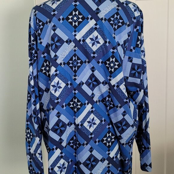 ***Lands End Blue Geometric Print Long Sleeve T-shirt 2X*** - Picture 3 of 10